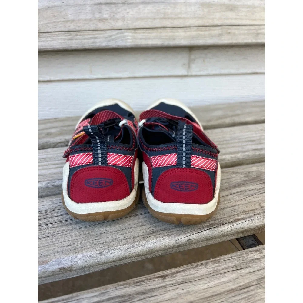 KEEN Newport‎ Navy Blue Red Waterproof Washable Sandals size 2 US